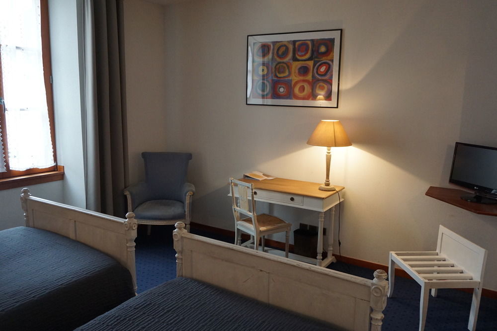 Logis Hotel Des Messageries 아르보아 외부 사진