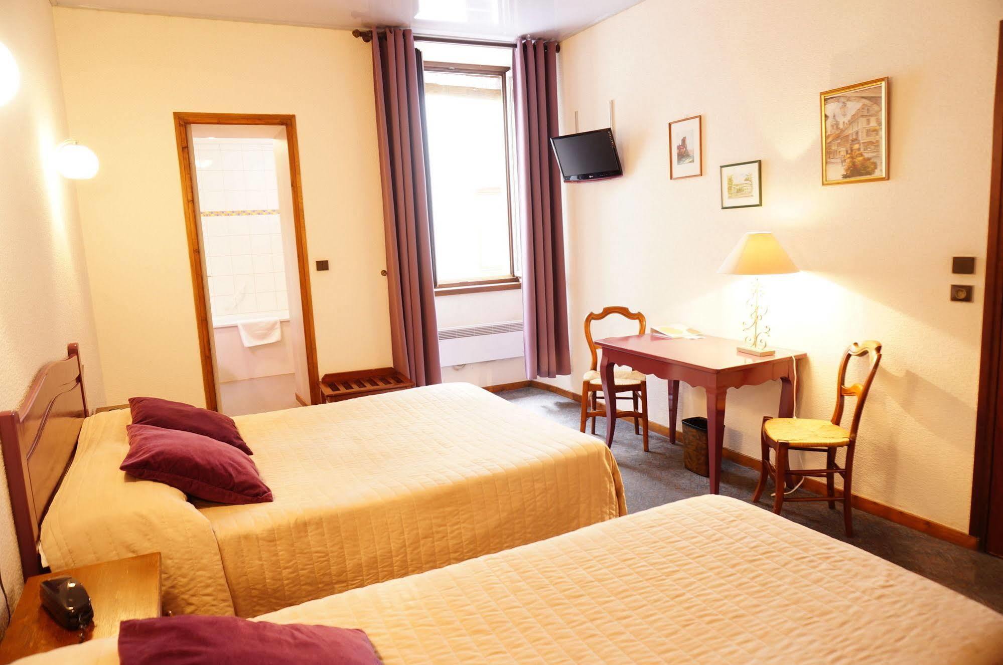 Logis Hotel Des Messageries 아르보아 외부 사진