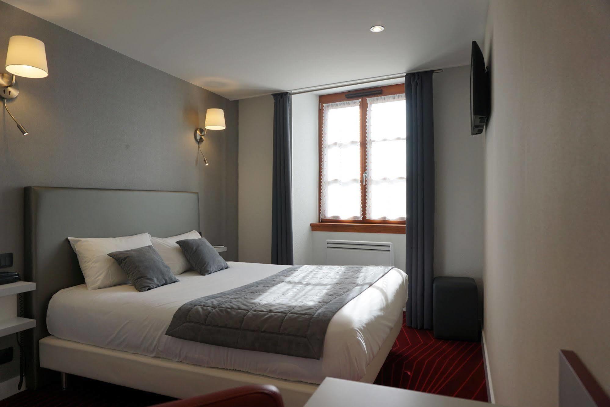 Logis Hotel Des Messageries 아르보아 외부 사진
