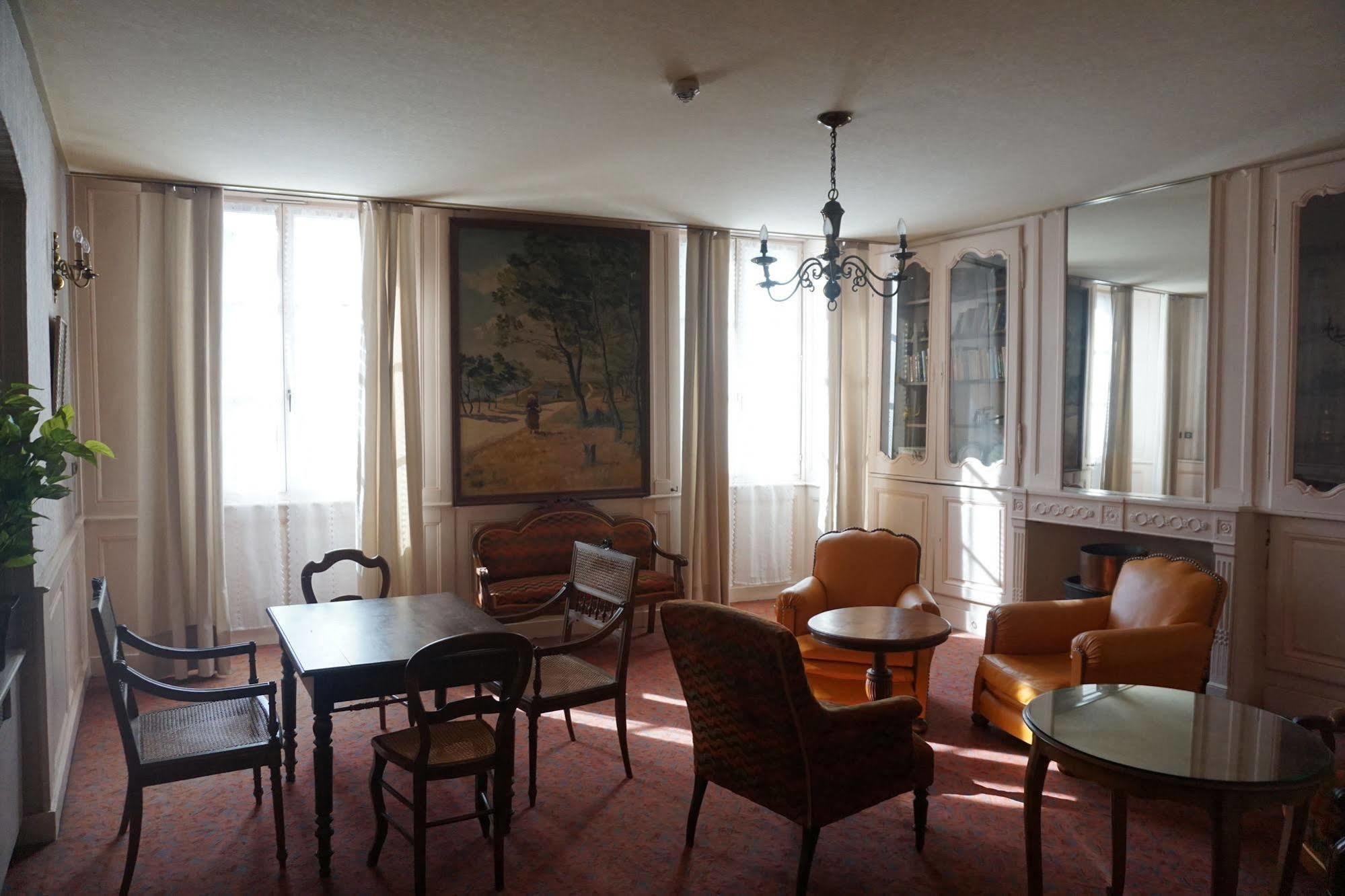 Logis Hotel Des Messageries 아르보아 외부 사진