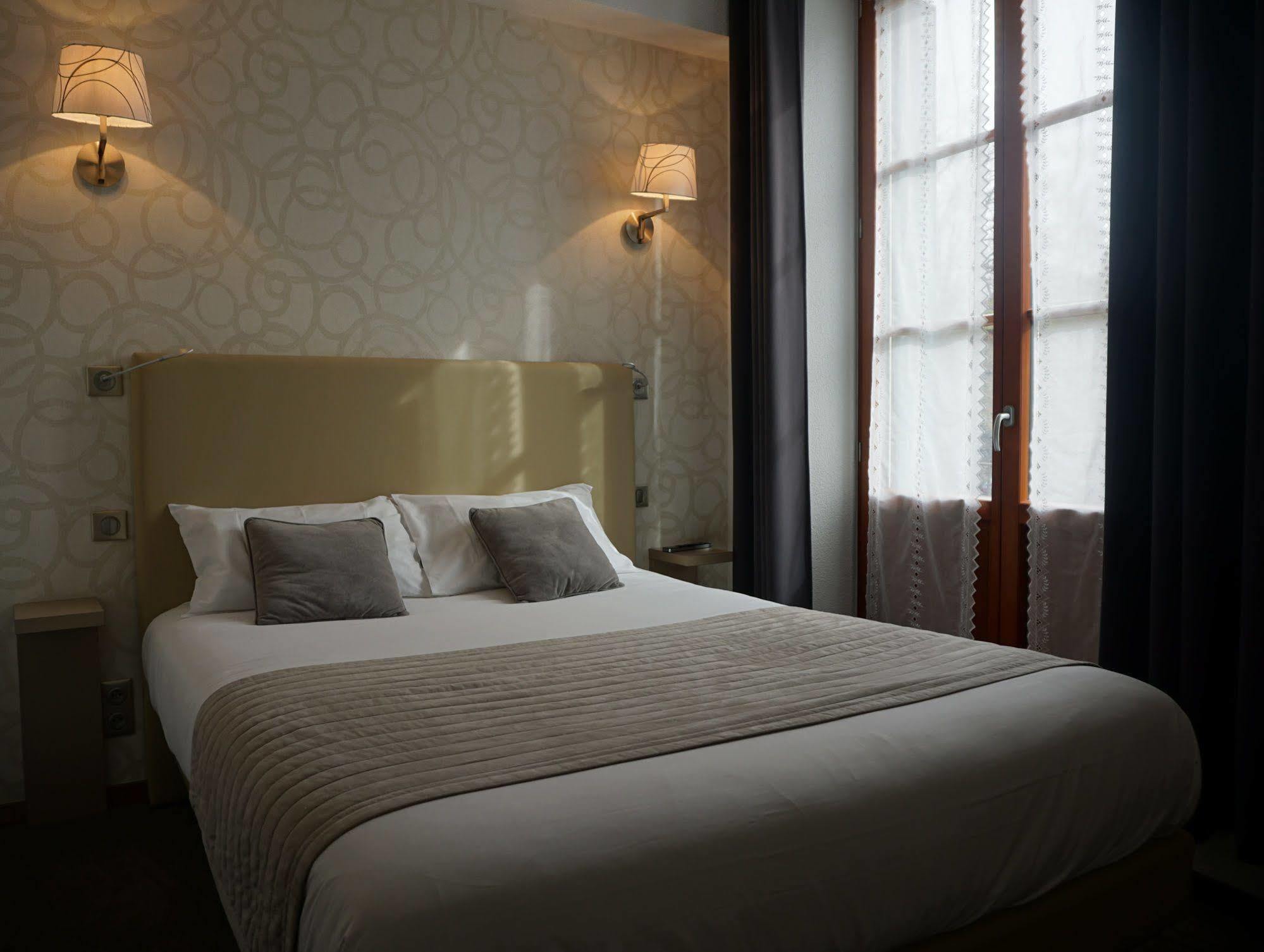 Logis Hotel Des Messageries 아르보아 외부 사진